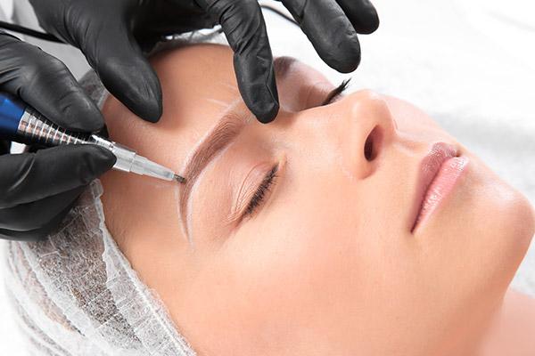 Maquillage semi-permanent et microblading – Medesthétique